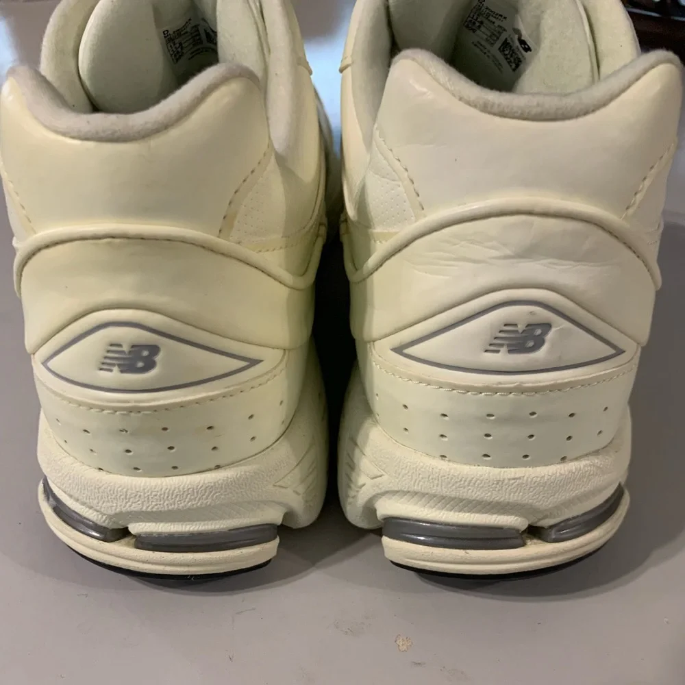 New Balance Mens Size 12 Randomevent Unik 2002R - Picture 9 of 10